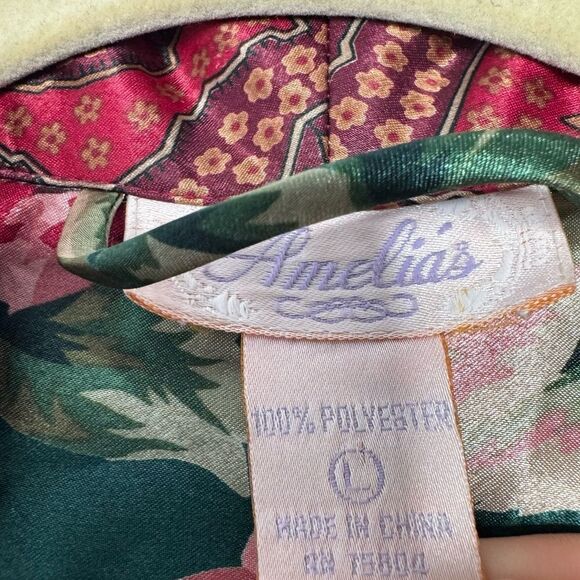 Amelia’s floral wrap robe size large - Picture 4 of 5